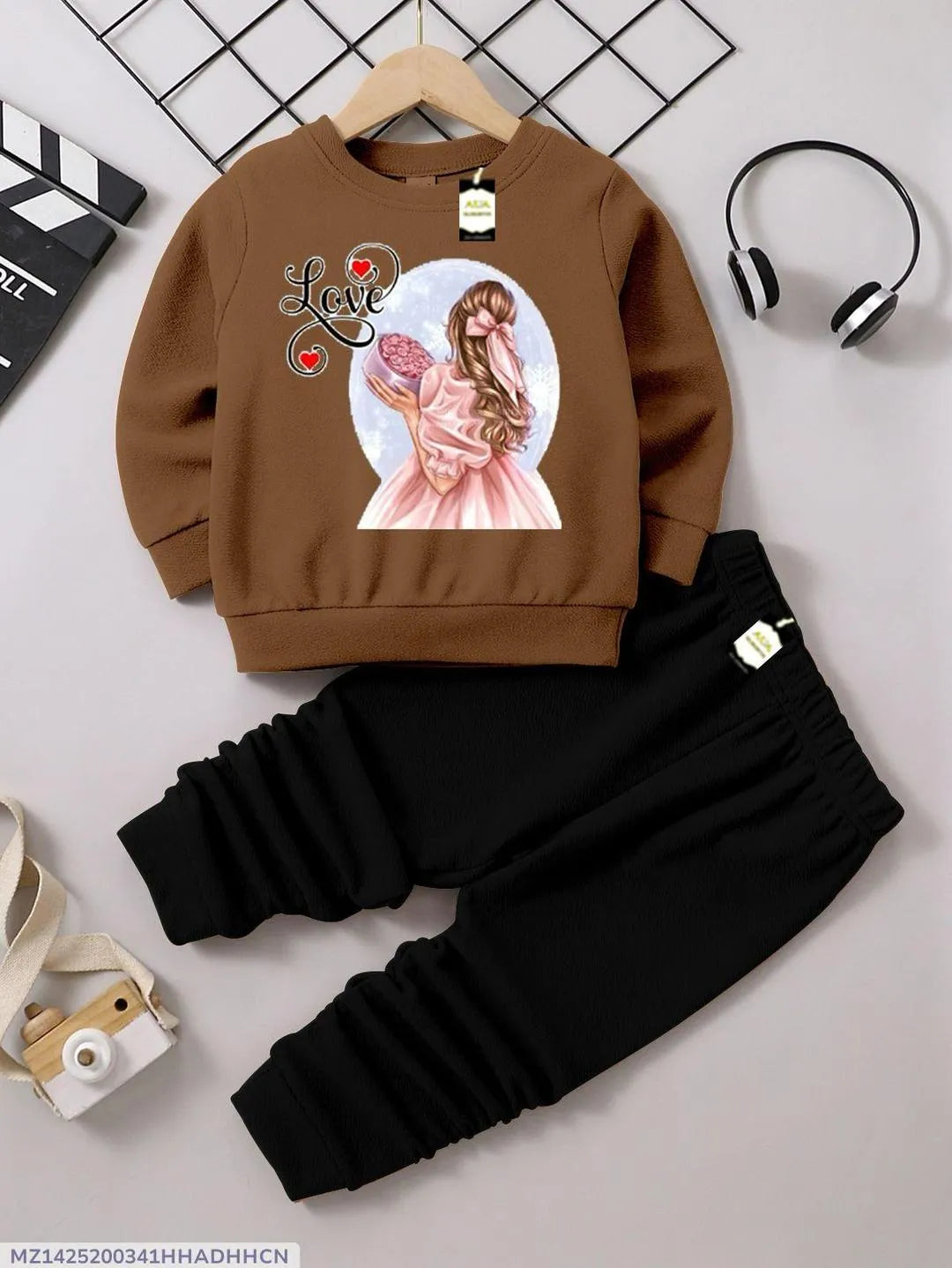 Girls Fleece Printed Tracksuit Brown Black 3-4Yrs