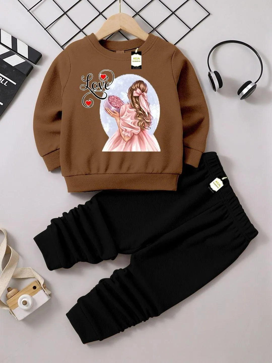 Girls Fleece Printed Tracksuit Brown Black 3-4Yrs